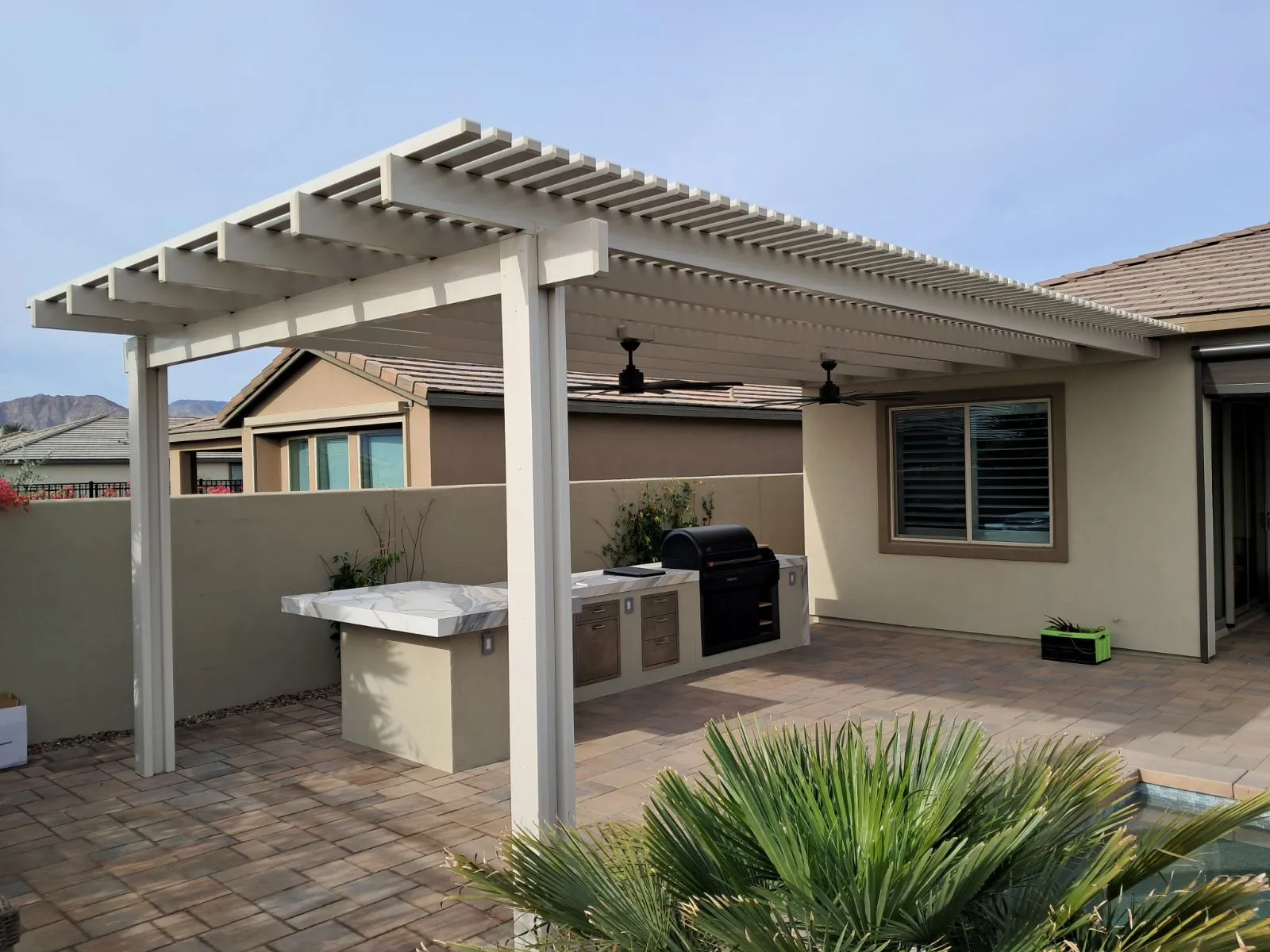 Duralum attached aluminum pergola